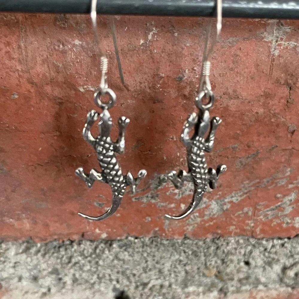 Southwest Gecko Dangle Sterling Earrings Artist Marked .925 Silver